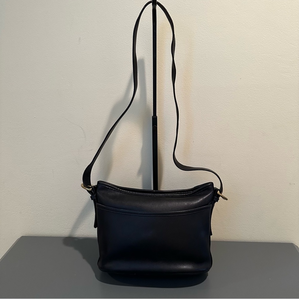 Vintage Coach Worth Black Leather Shoulder Bag style 4143 (1996)